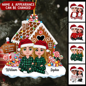 Couple Sitting Front Gingerbread House - Personalized Wooden Ornament